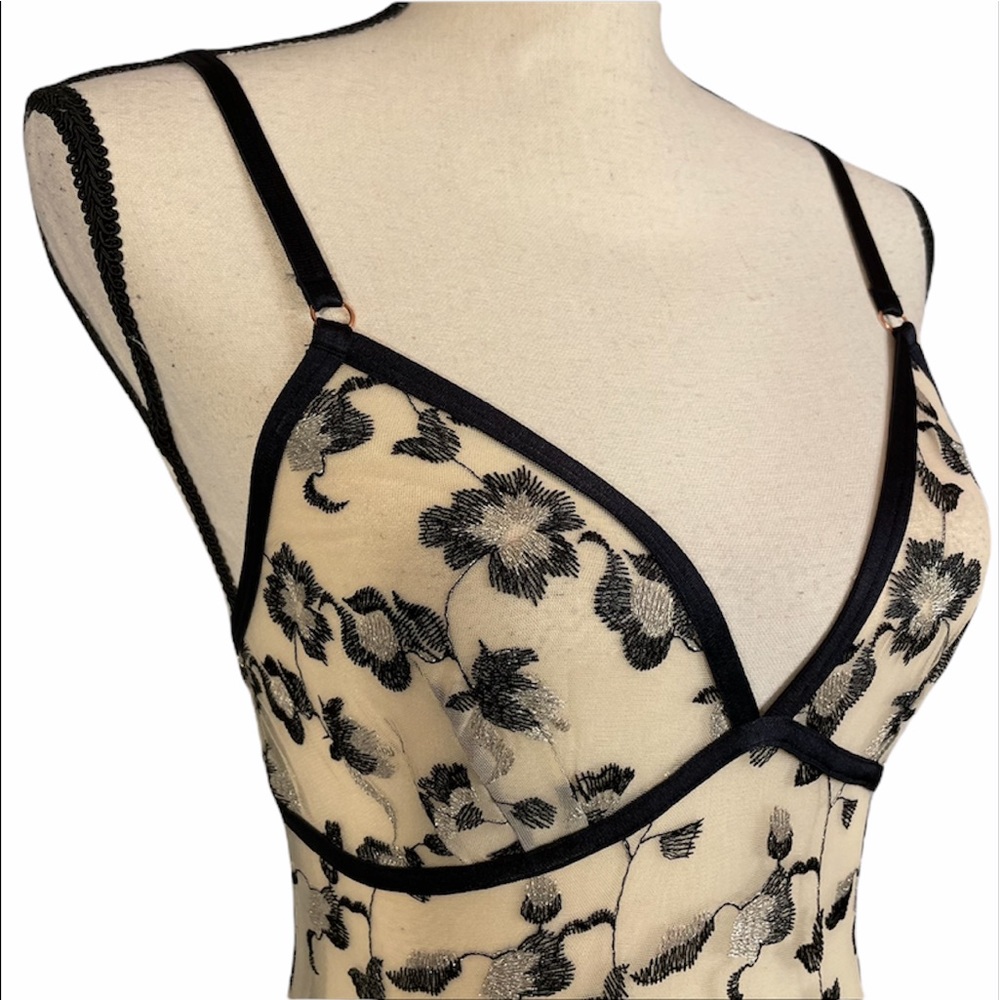 NWT INC International Concepts Sheer Mesh Metallic Floral Sexy Bodysuit Size S - Picture 4 of 16